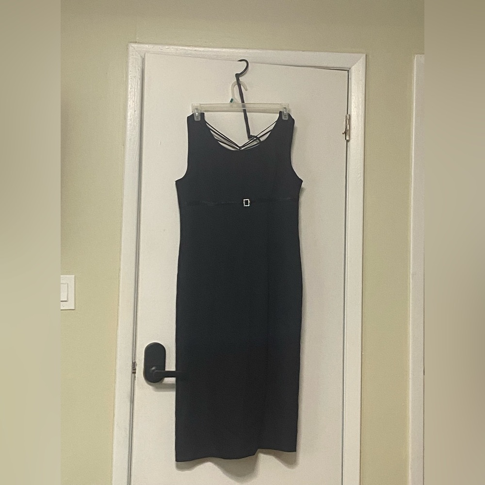 Black Sheath Midi Dress with V-Neck